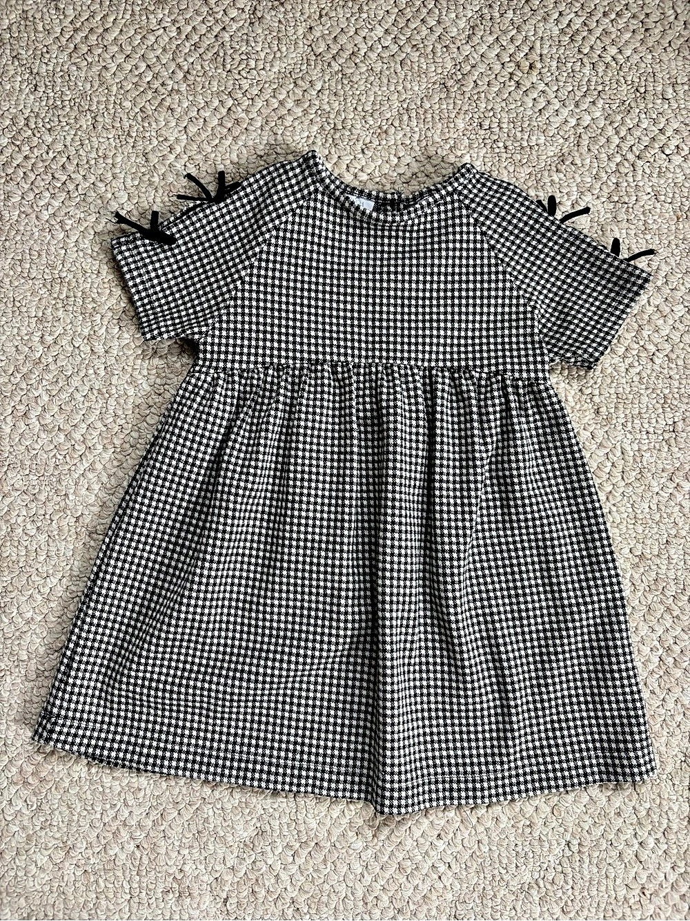 Zara Girls Black & White Dress Size 3T